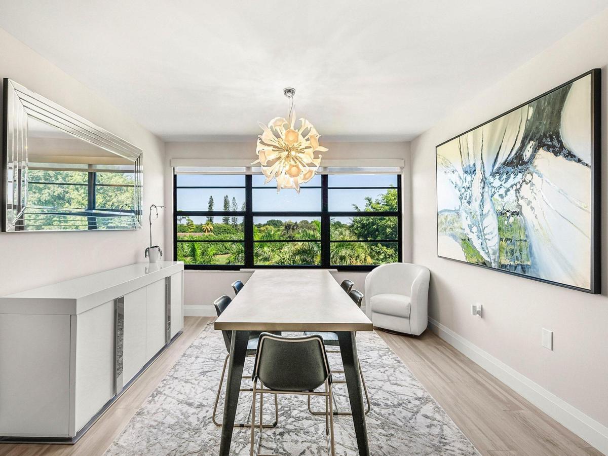 MLS #RX-11135129 image #0