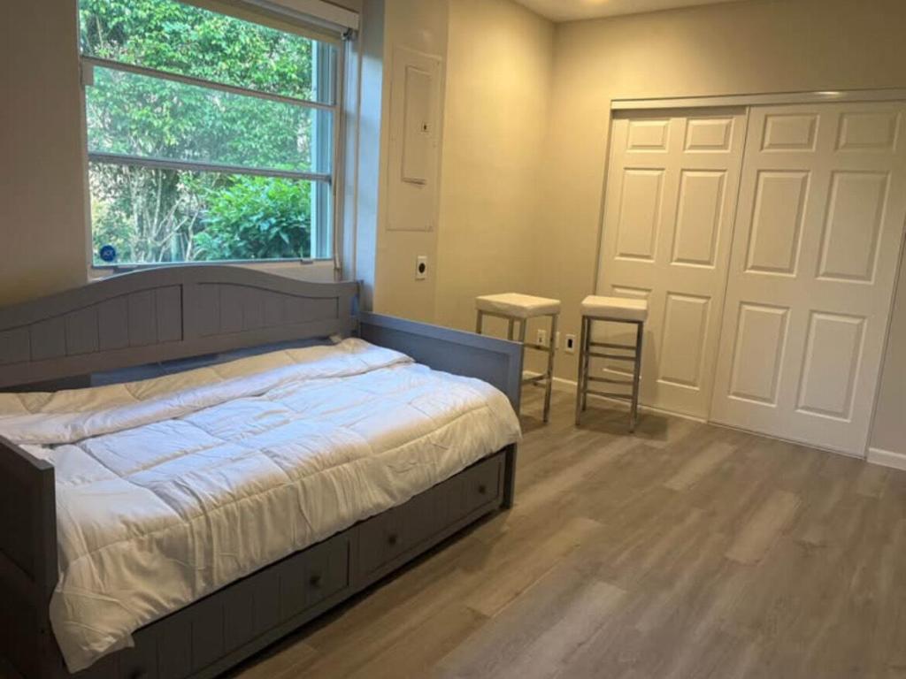 MLS #RX-11135154 image #0