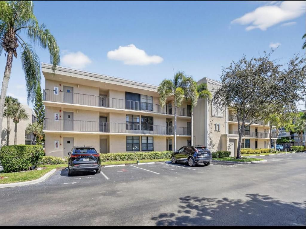 MLS #RX-11135182 image #0
