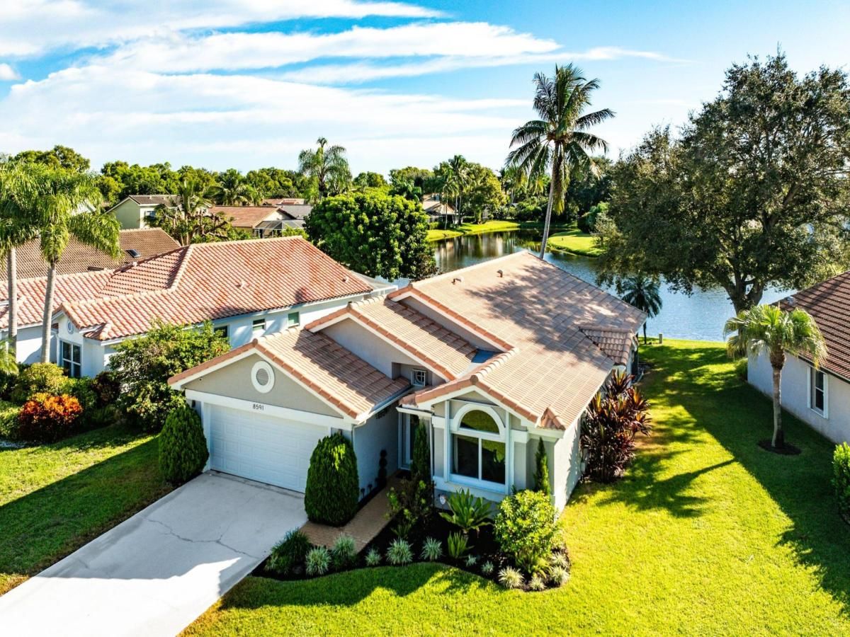 MLS #RX-11135214 image #0