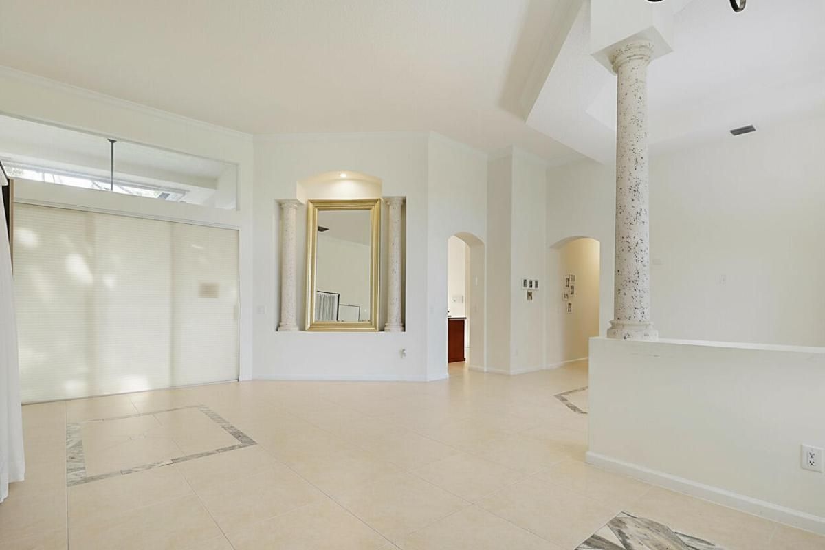 MLS #RX-11135740 image #0