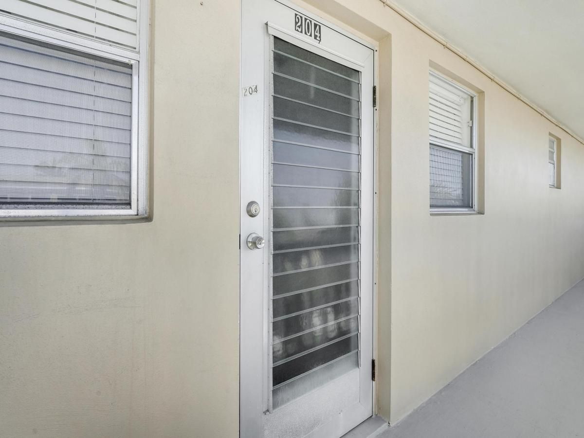 MLS #RX-11110931 image #0