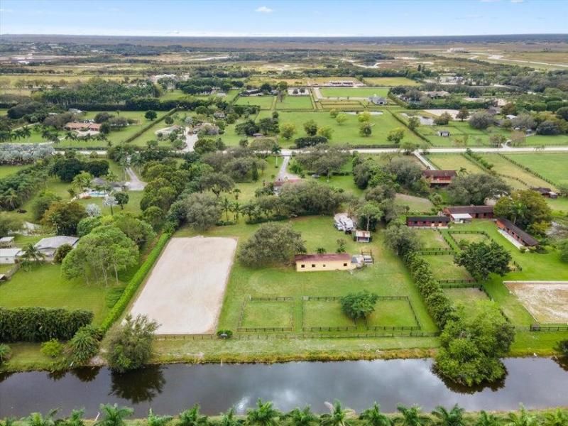 MLS #RX-11135891 image #0