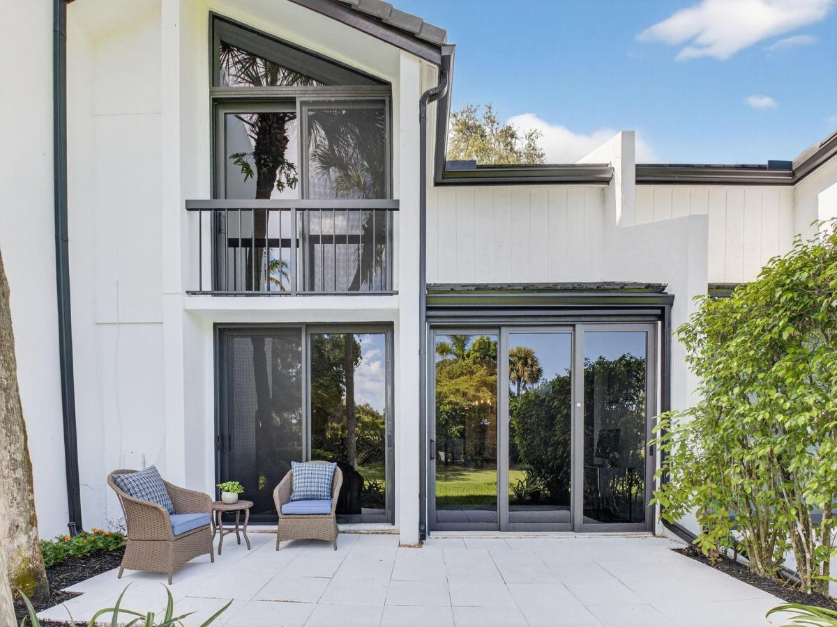 MLS #RX-11135897 image #0