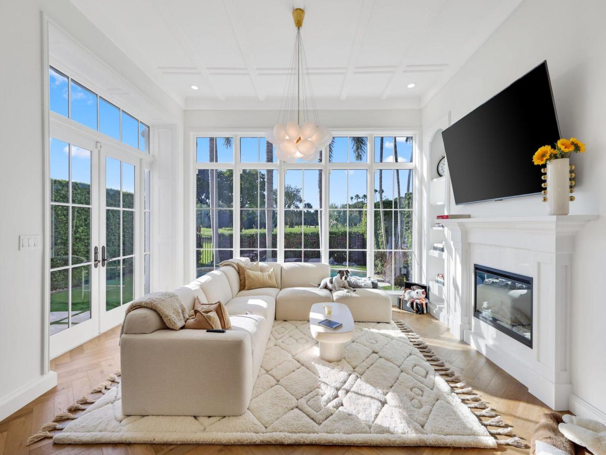 MLS #RX-11136081 image #0