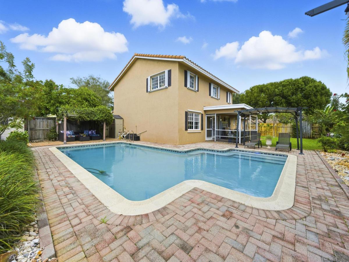 MLS #RX-11136106 image #0