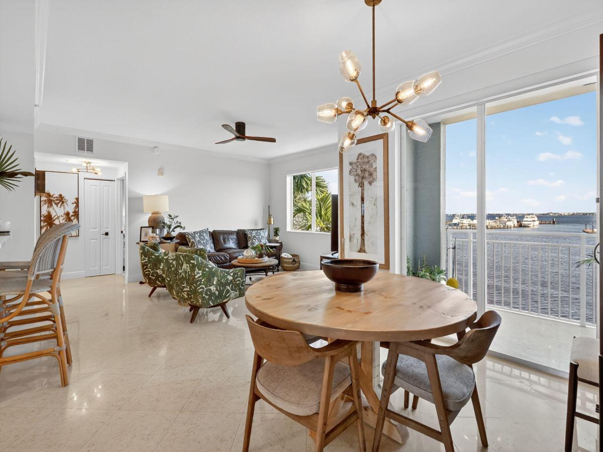 MLS #RX-11136292 image #0