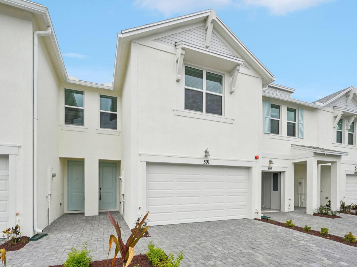 MLS #RX-11136304 image #0