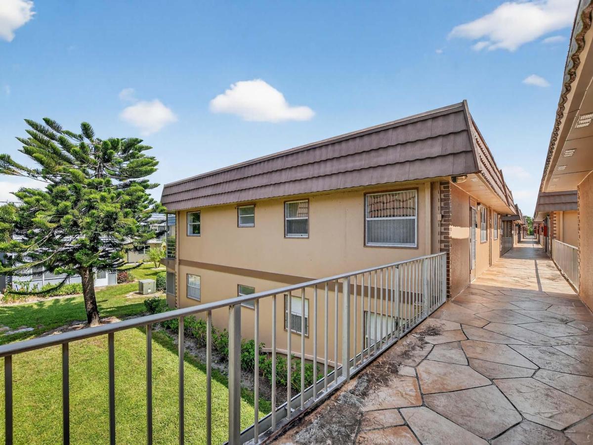 MLS #RX-11136314 image #0