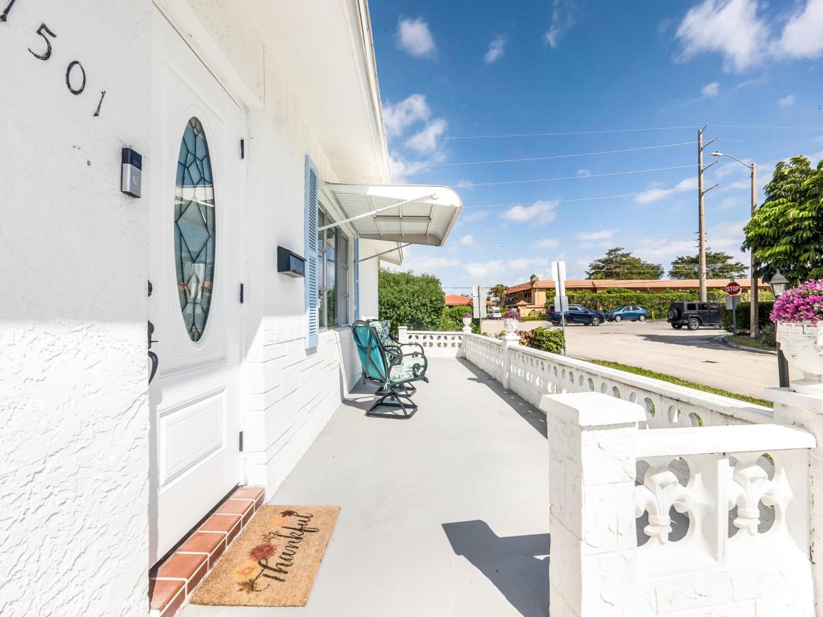 MLS #RX-11136449 image #0