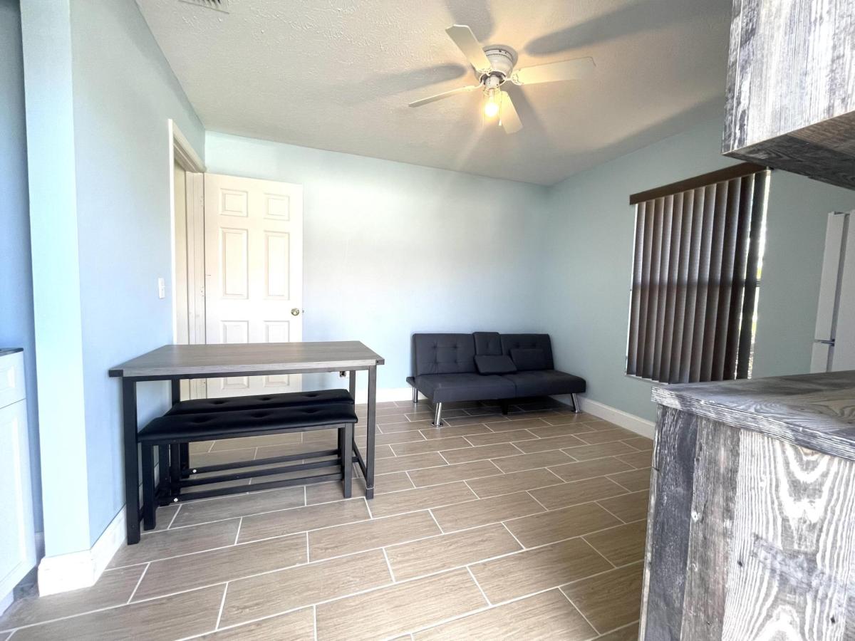 MLS #RX-11136663 image #0