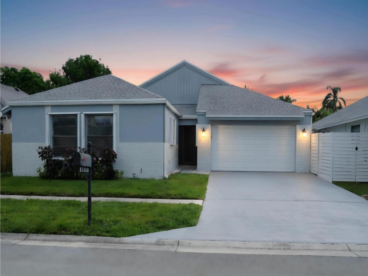 MLS #RX-11137297 image #0