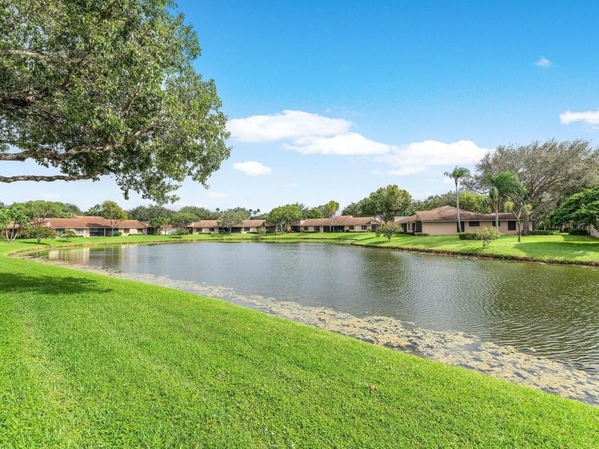 MLS #RX-11137398 image #0