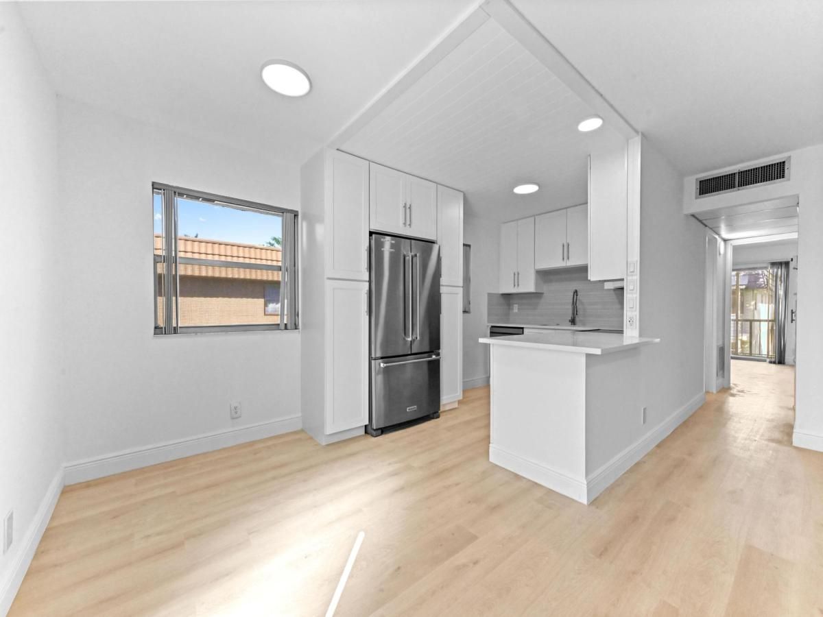 MLS #RX-11137699 image #0