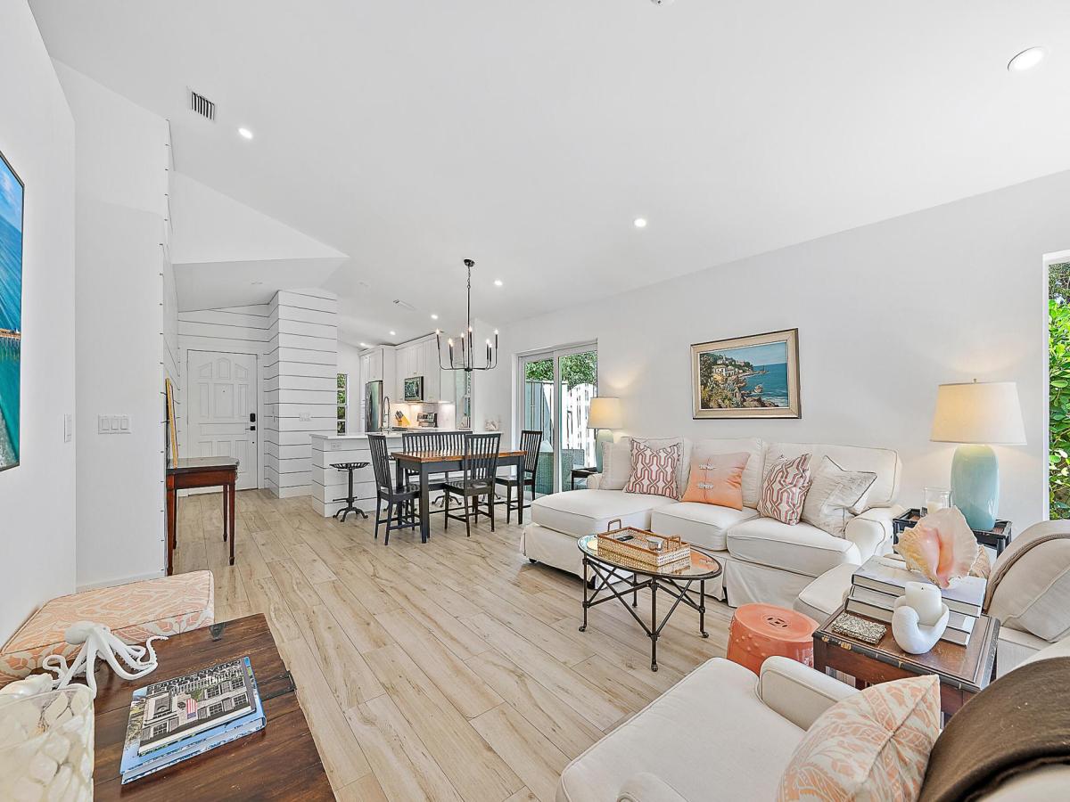 MLS #RX-11137899 image #0