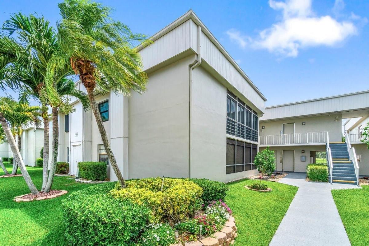 MLS #RX-11137942 image #0