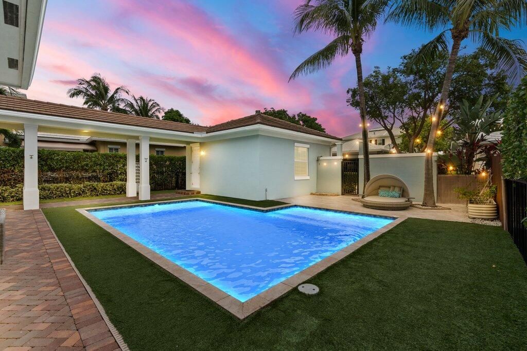 MLS #RX-11138247 image #0