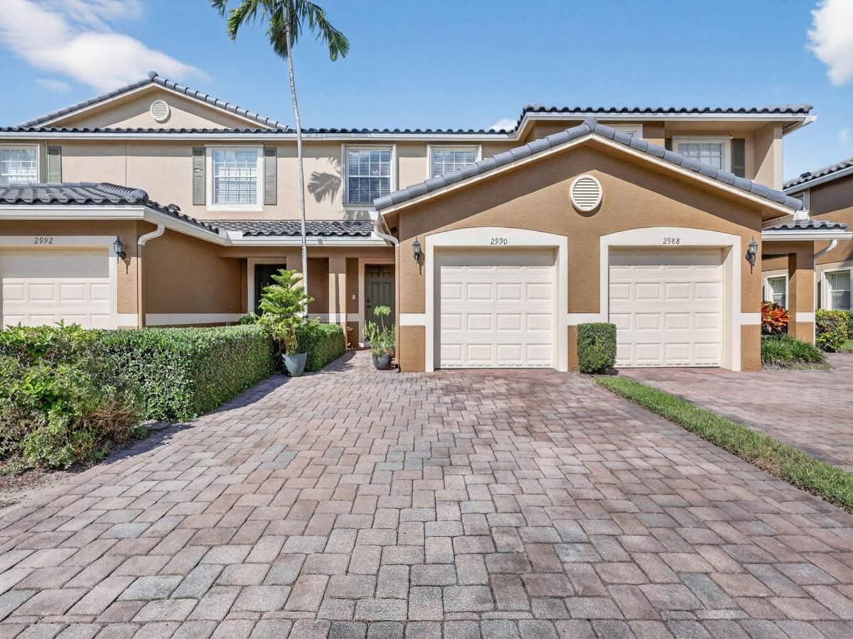 MLS #RX-11138367 image #0