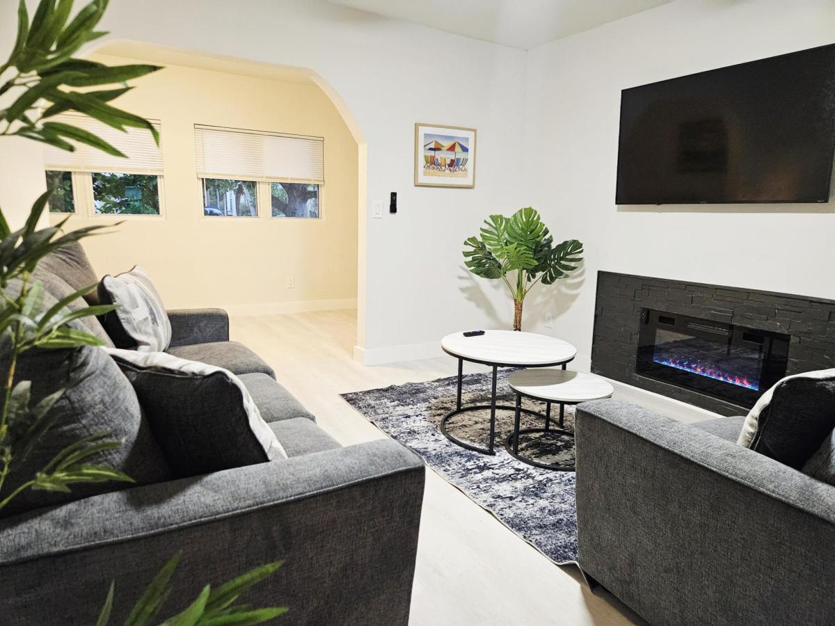 MLS #RX-11137695 image #0