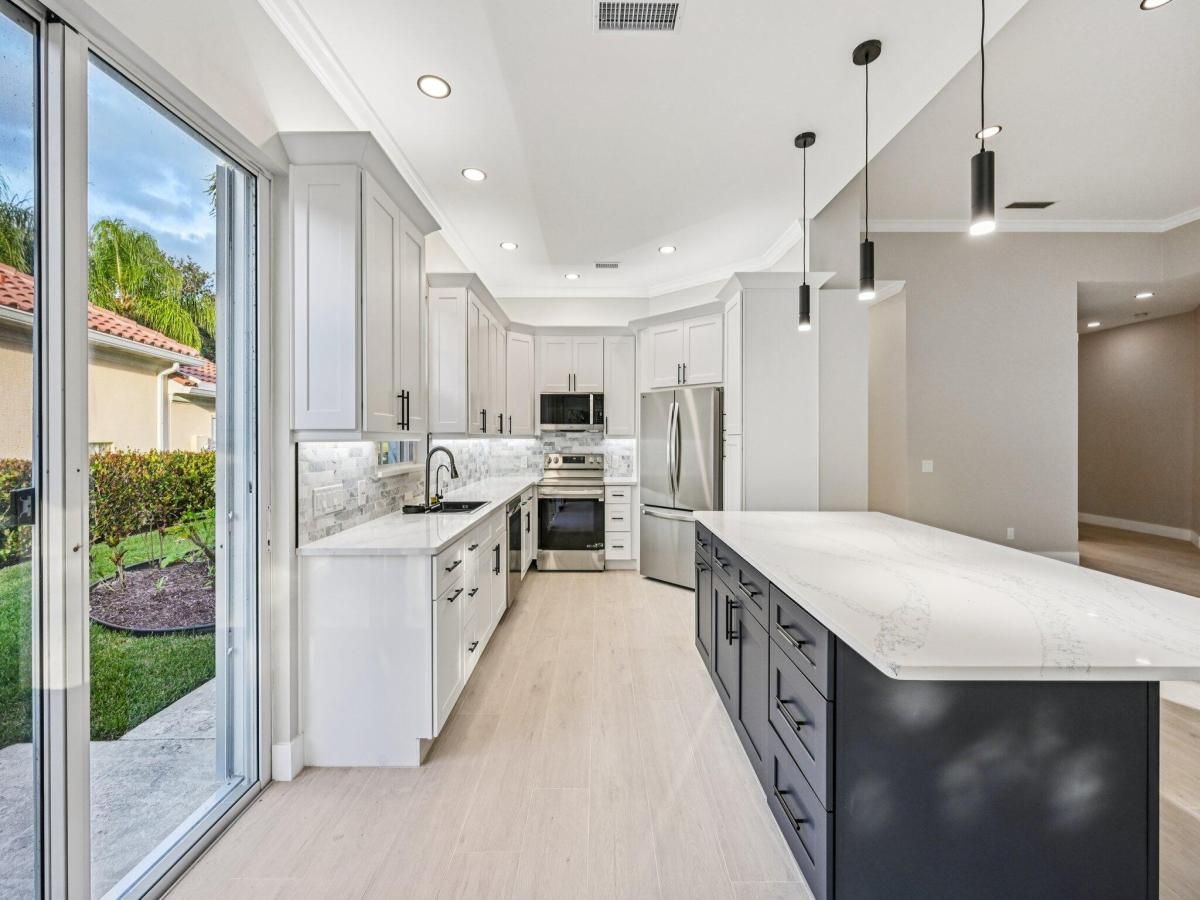 MLS #RX-11138910 image #0