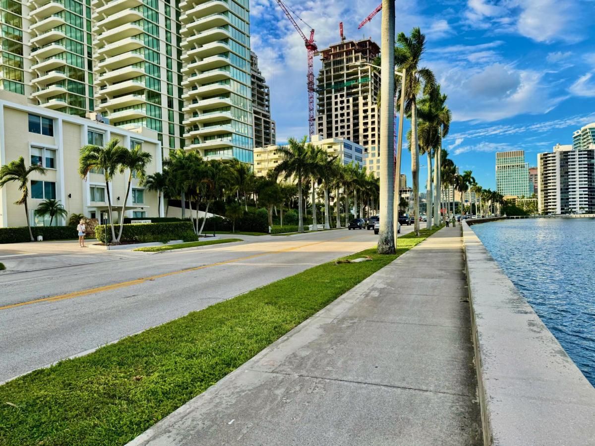 MLS #RX-11139018 image #0