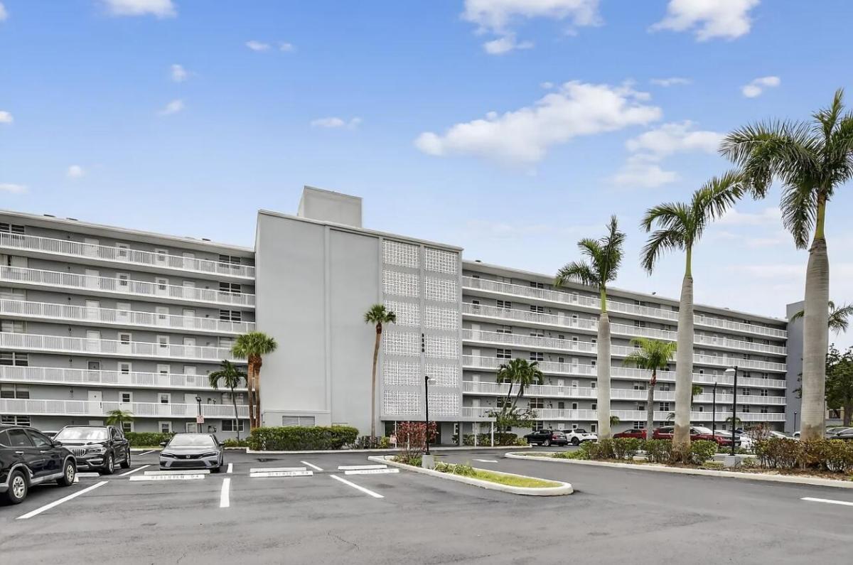 MLS #RX-11139056 image #0