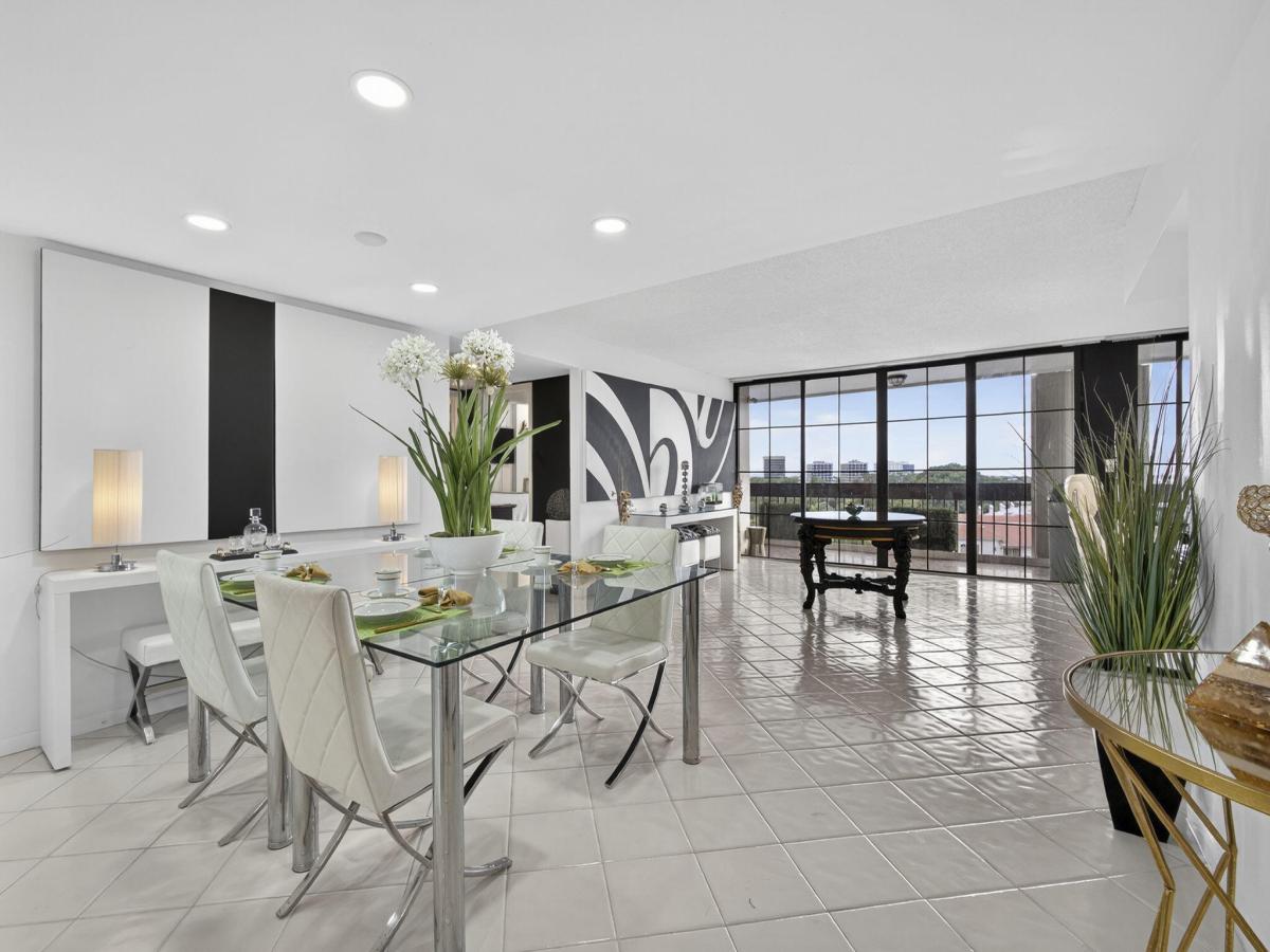 MLS #RX-11139061 image #0