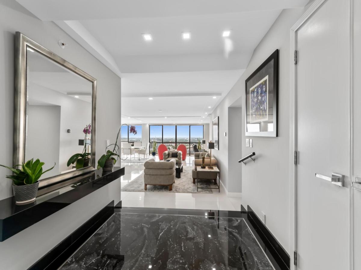 MLS #RX-11139068 image #0