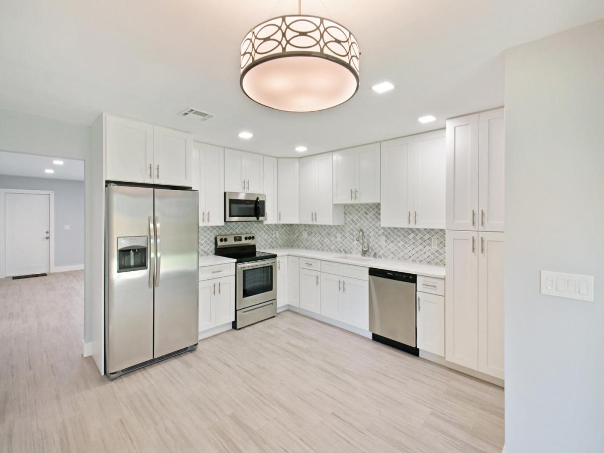 MLS #RX-11139175 image #0