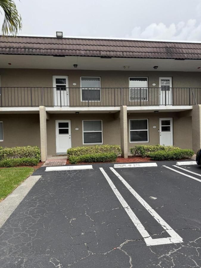 MLS #RX-11139257 image #0