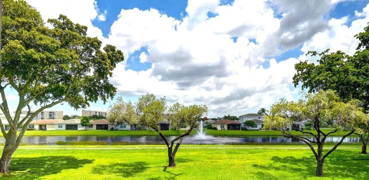 MLS #RX-11139288 image #0