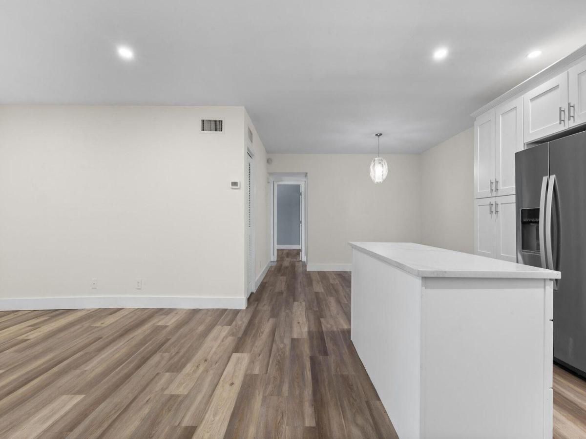 MLS #RX-11139320 image #0