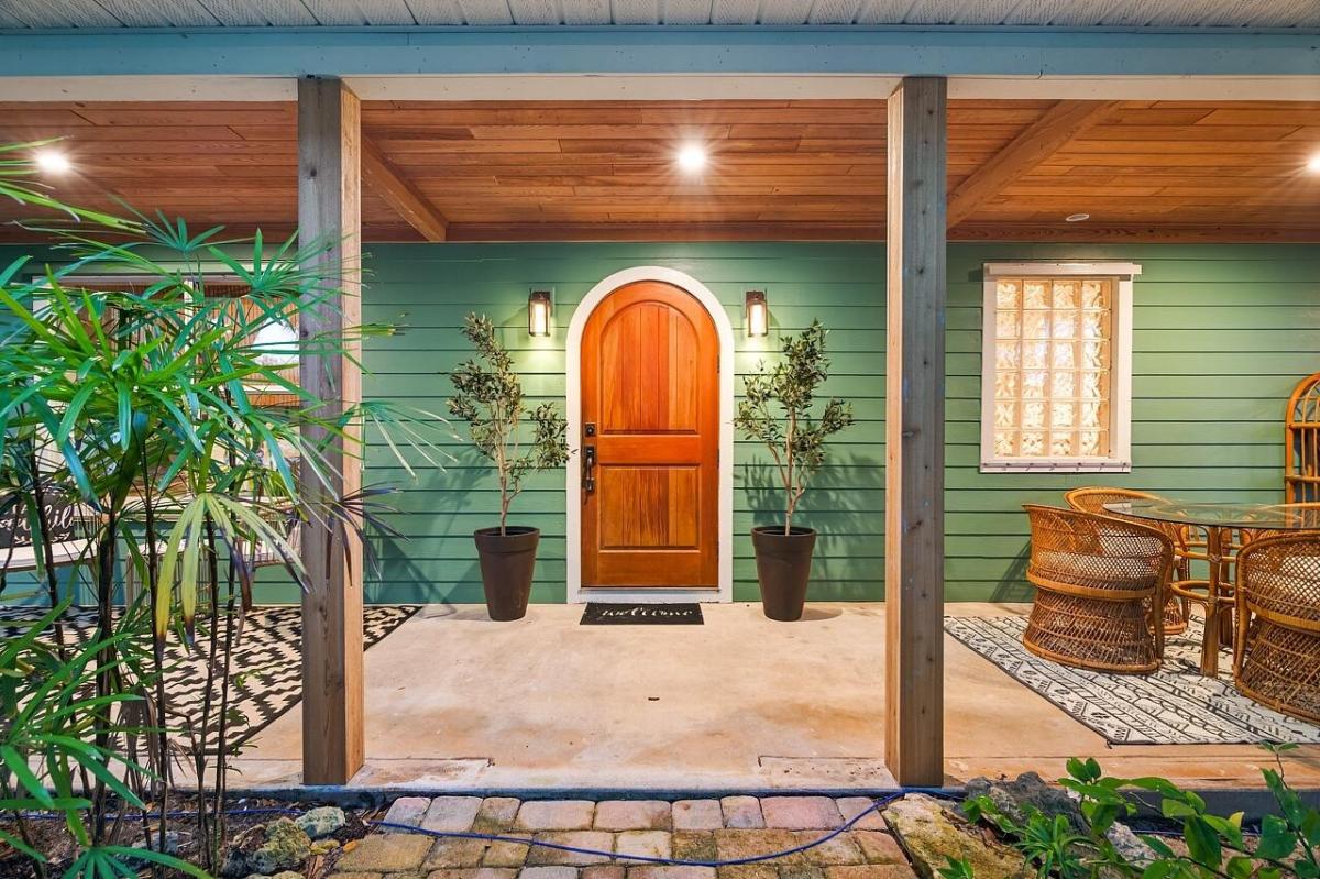 MLS #RX-11139413 image #0