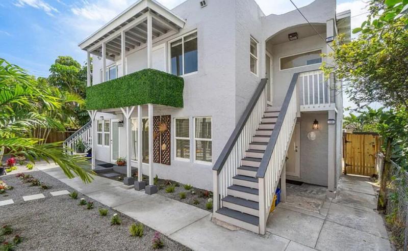 MLS #RX-11139448 image #0