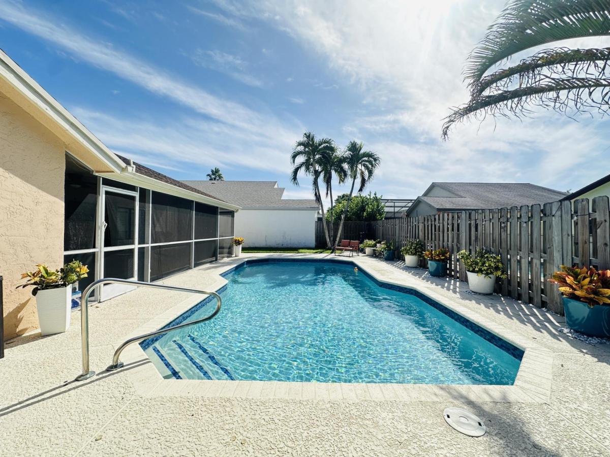 MLS #RX-11139969 image #0