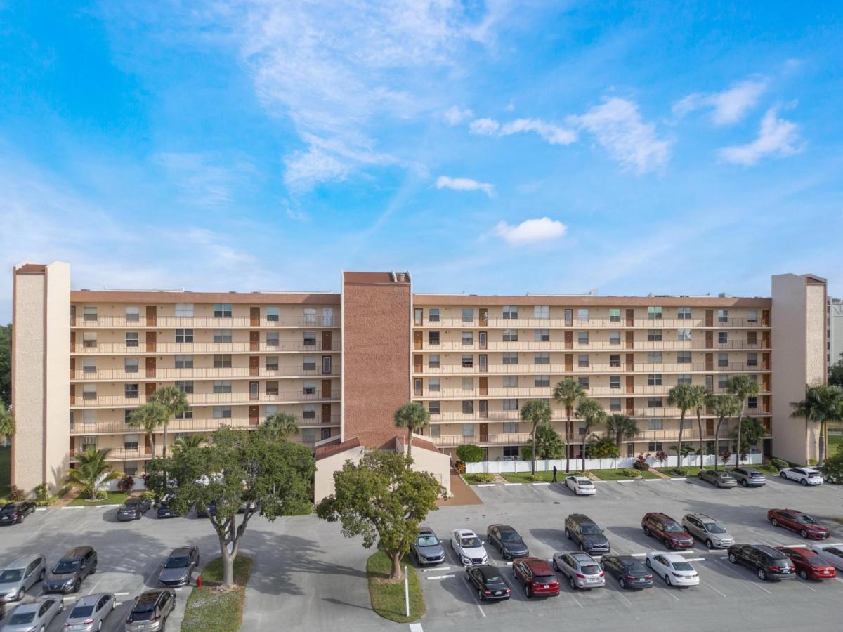 MLS #RX-10909591 image #0