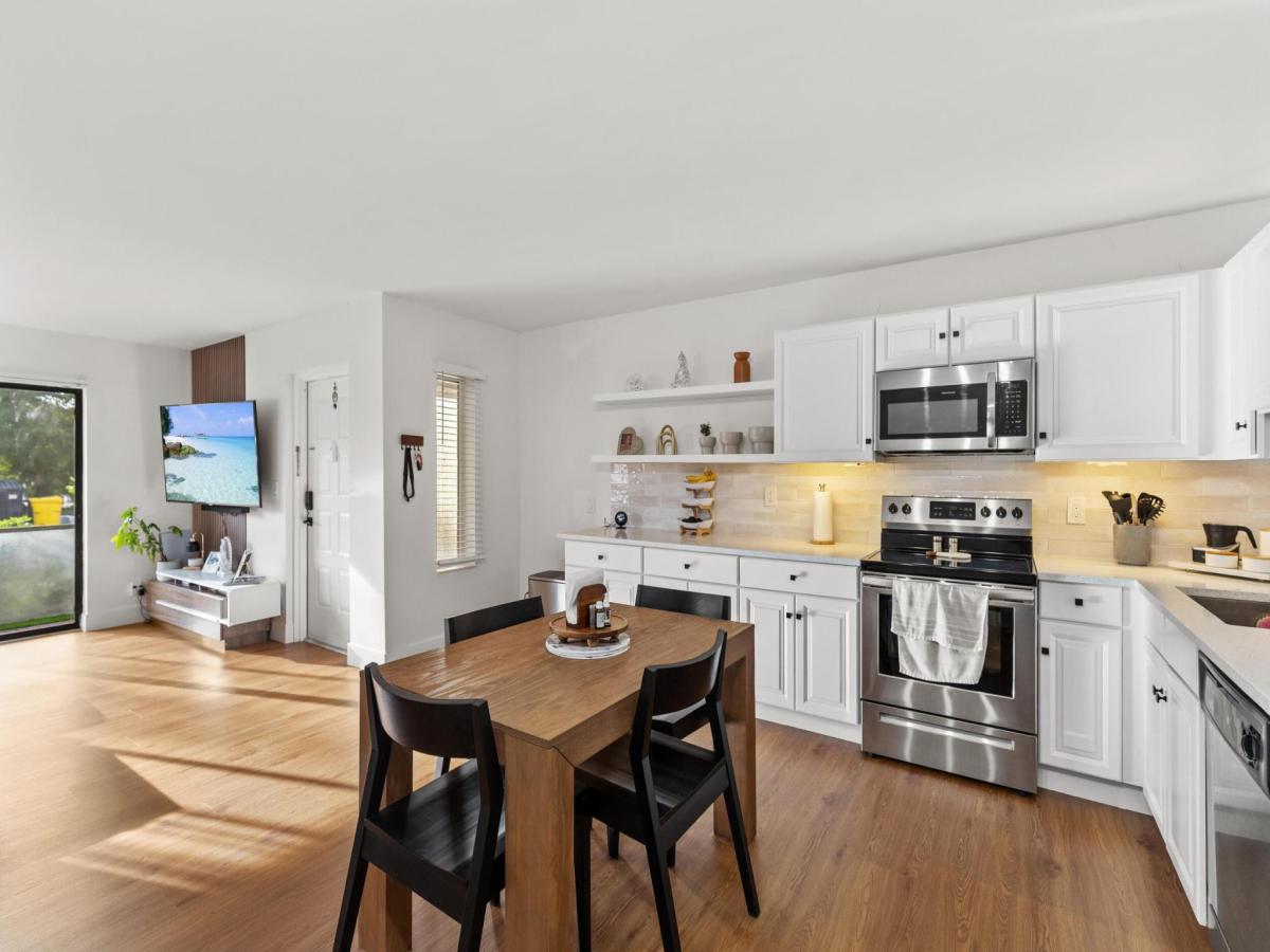 MLS #RX-11140126 image #0