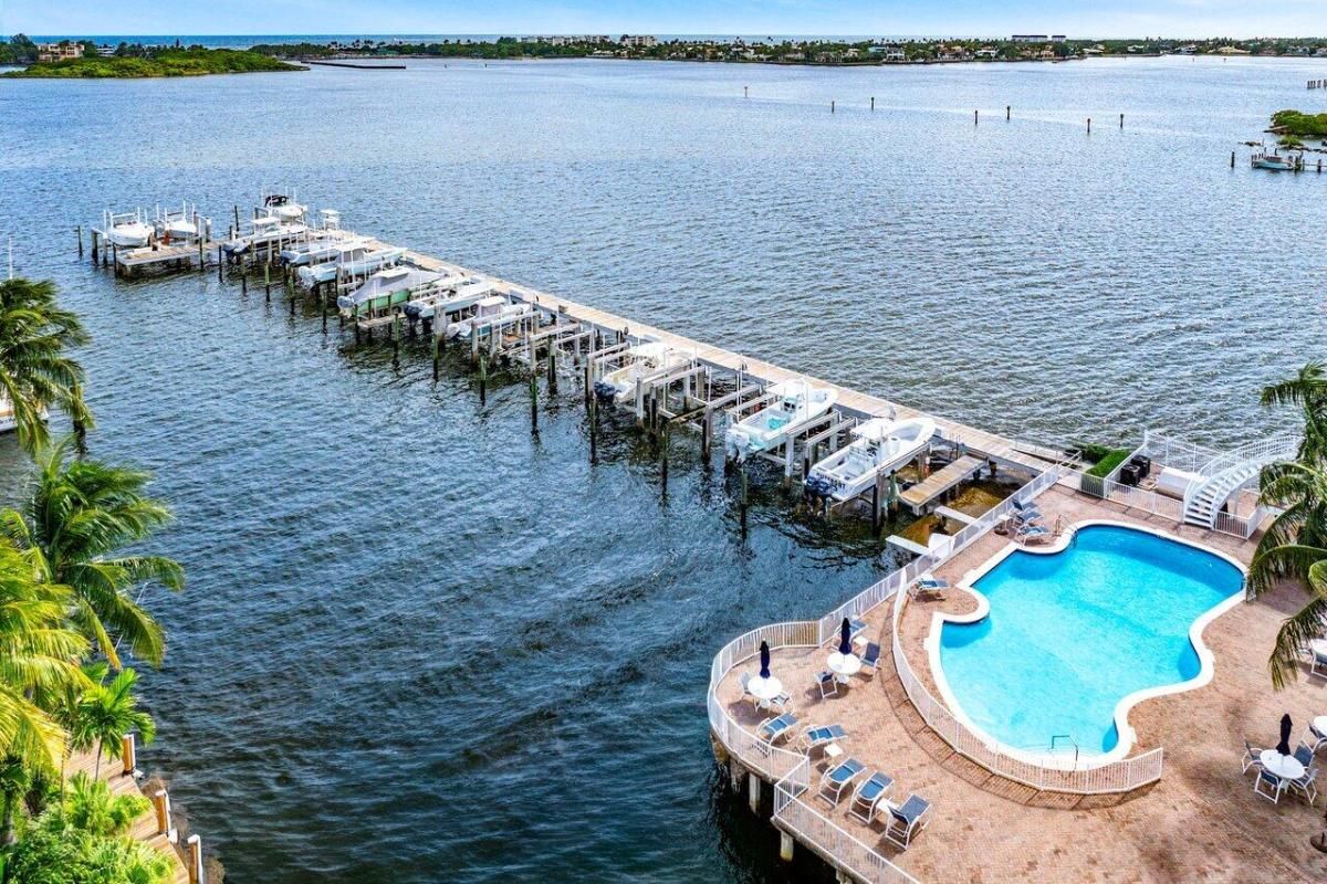 MLS #RX-11140188 image #0