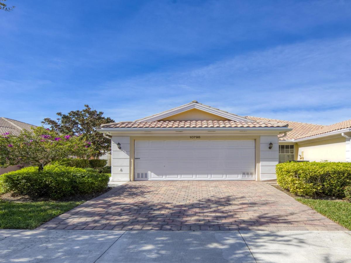 MLS #RX-11140545 image #0