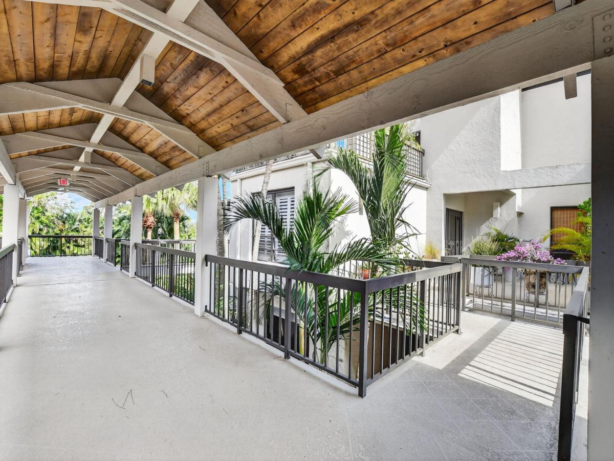 MLS #RX-11133703 image #0