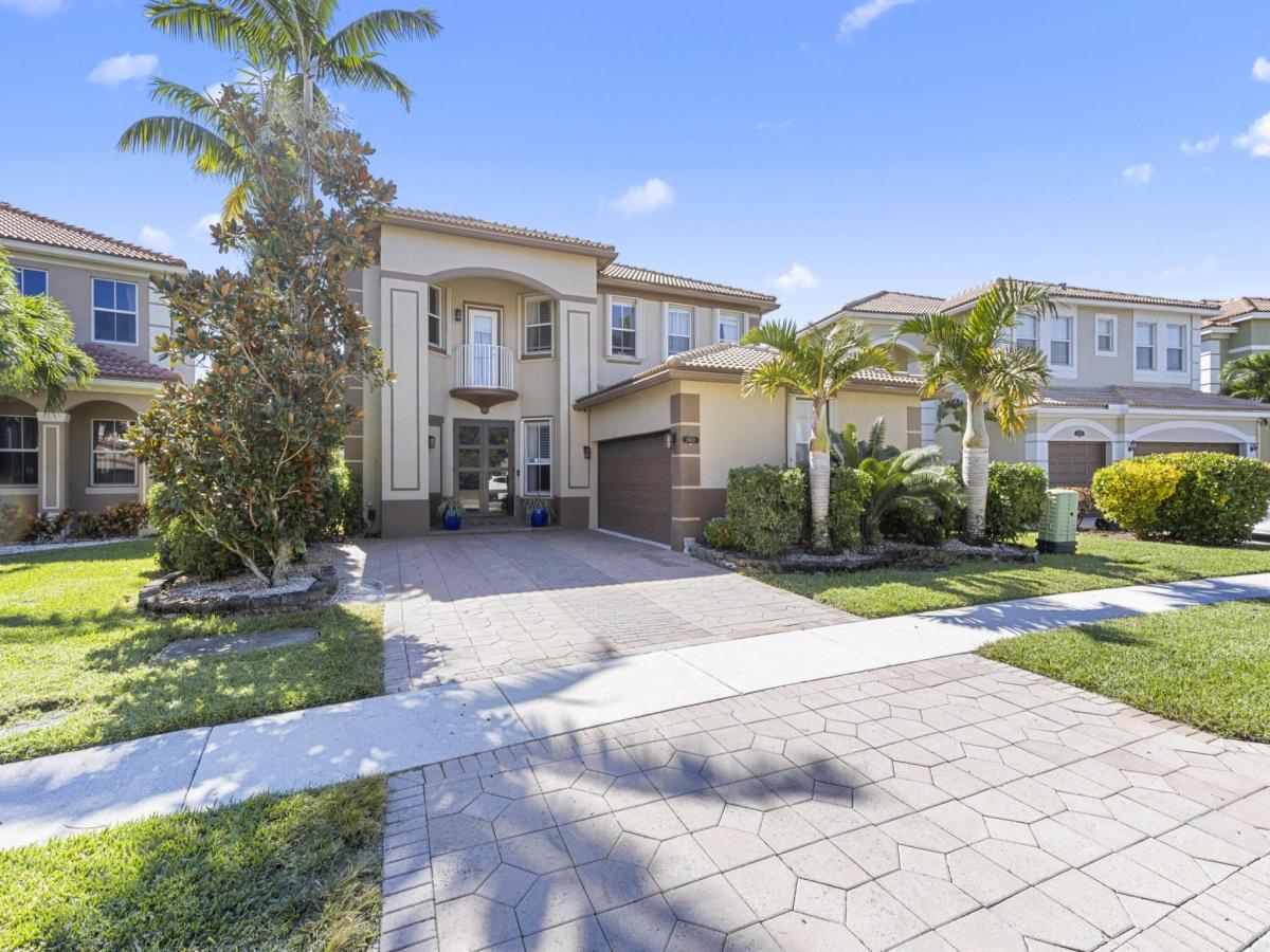 MLS #RX-11141018 image #0