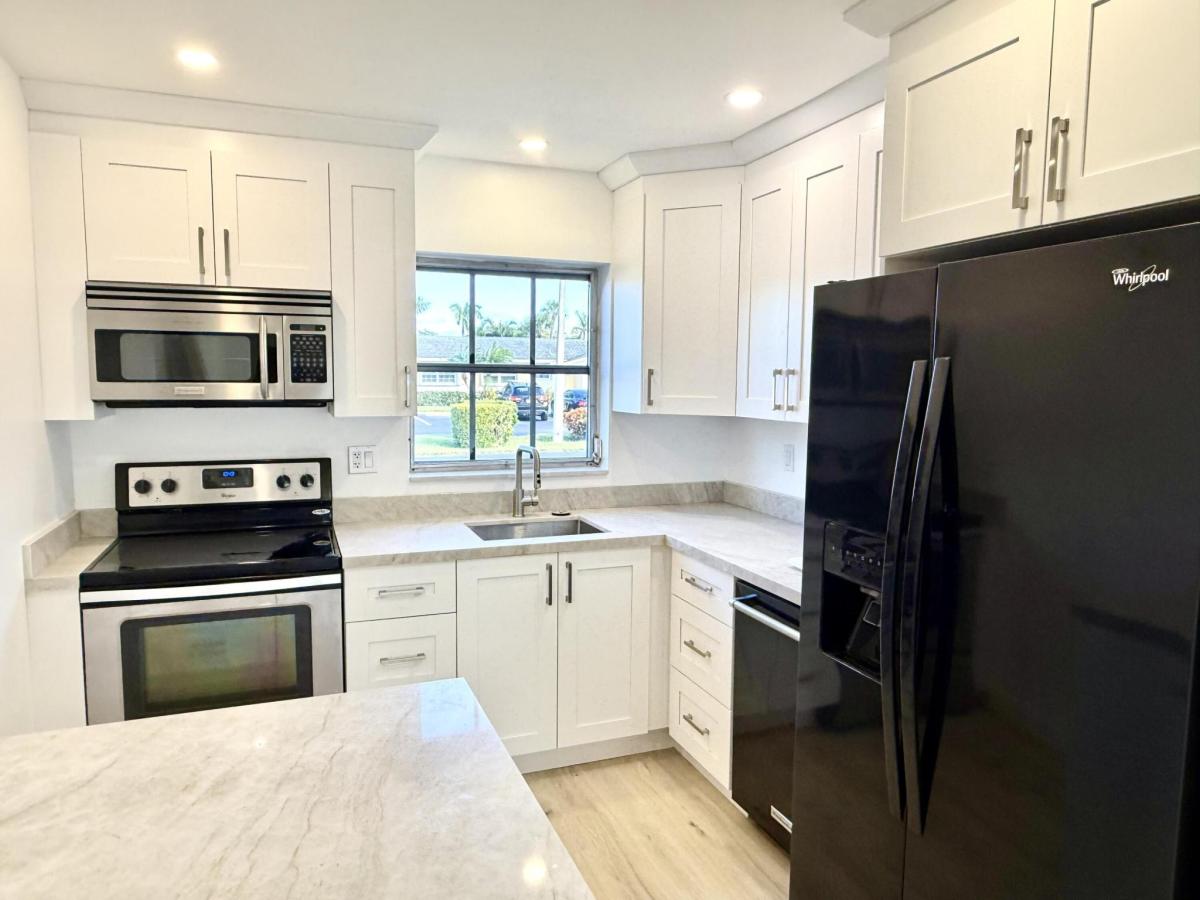 MLS #RX-11141119 image #0