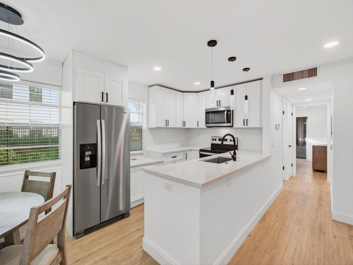 MLS #RX-11141612 image #0