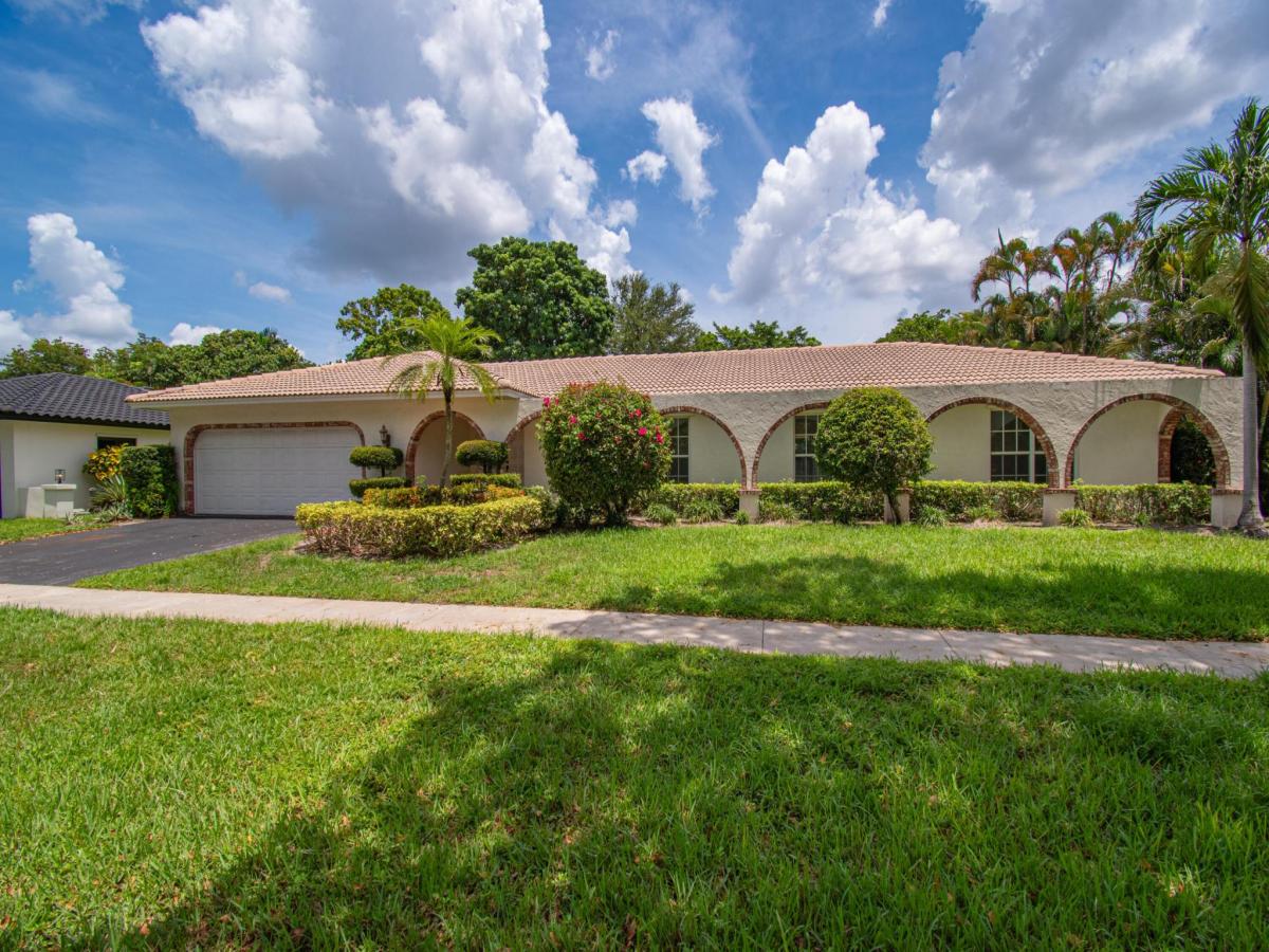 MLS #RX-11141829 image #0