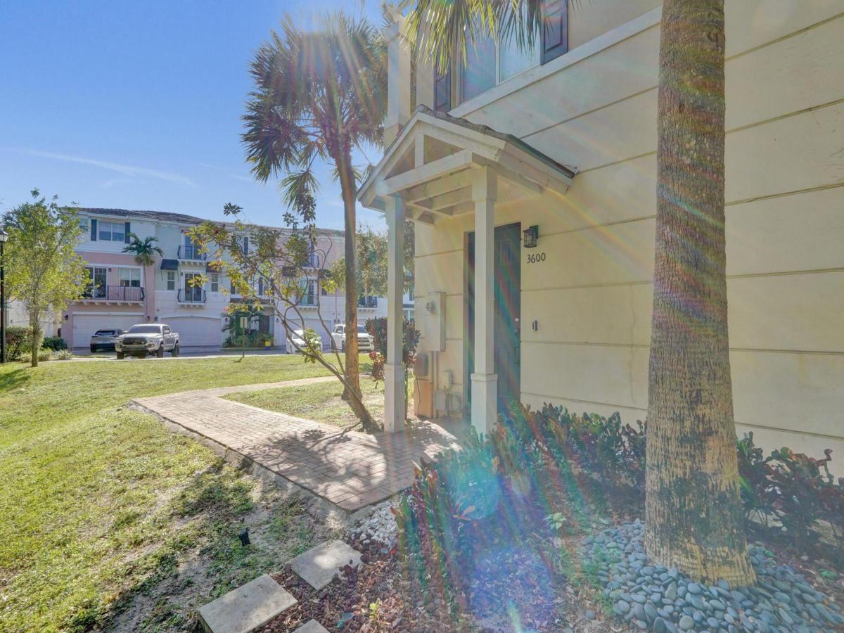 MLS #RX-11141896 image #0