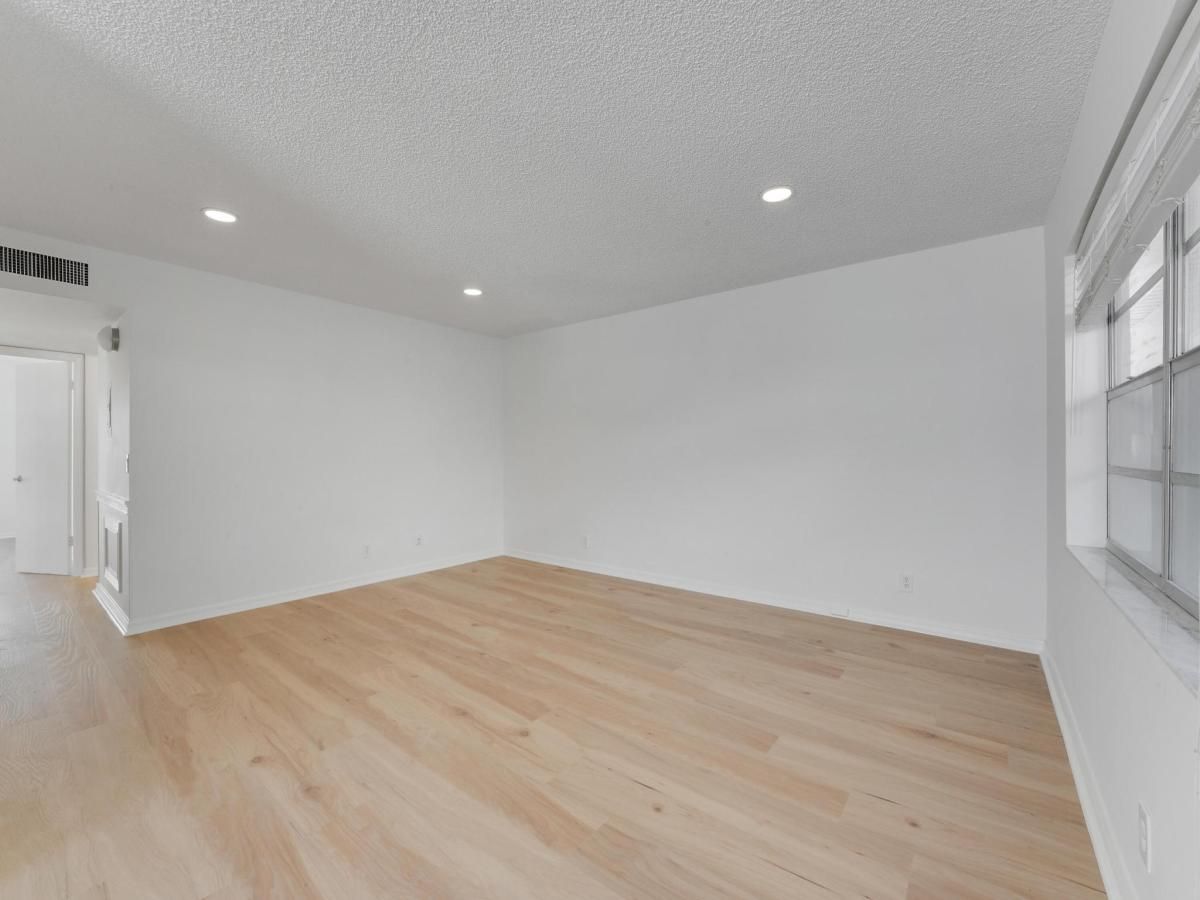 MLS #RX-11142294 image #0