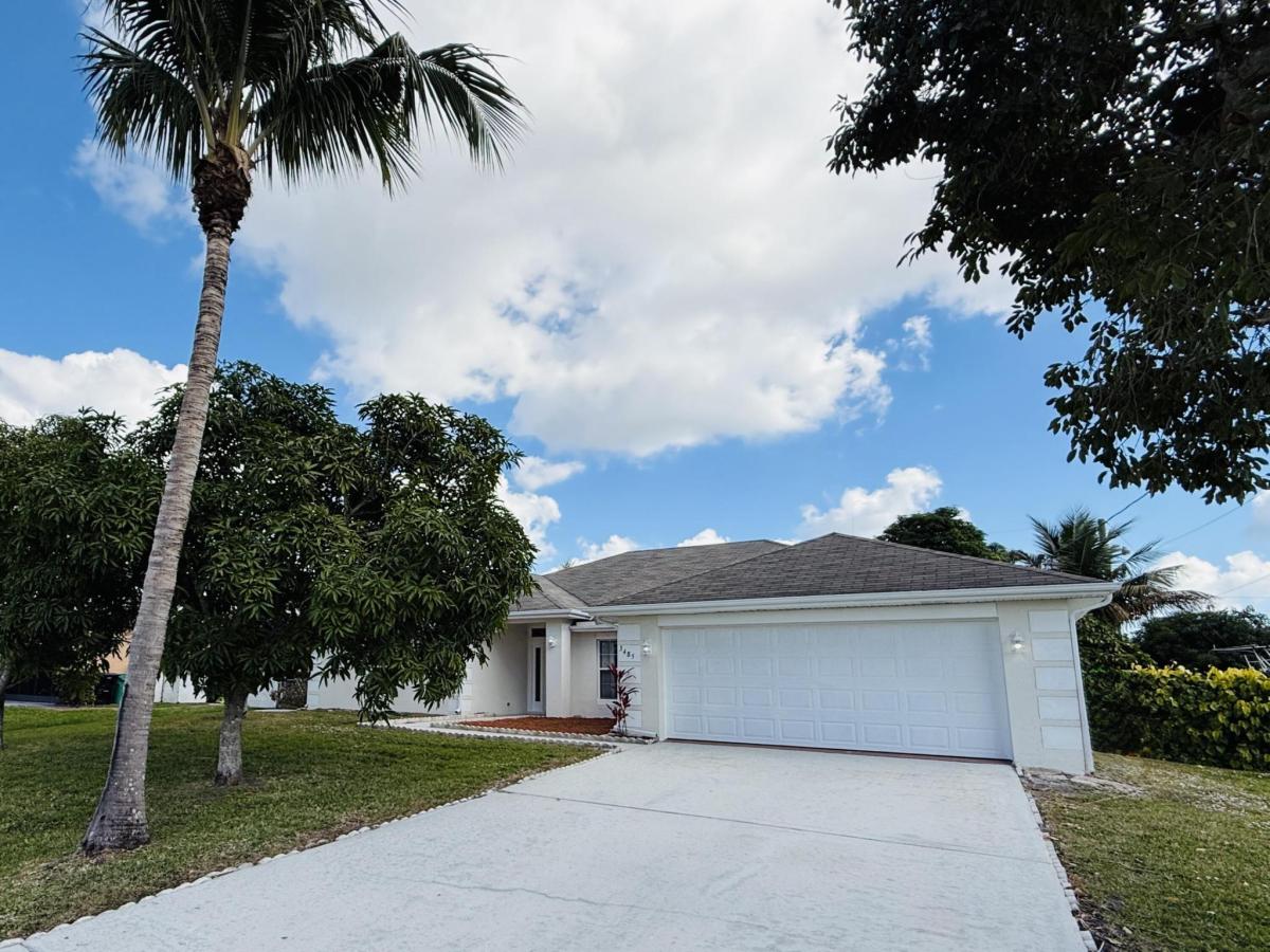 MLS #RX-11142601 image #0