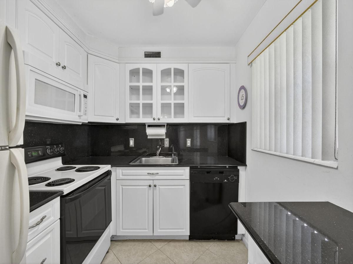 MLS #RX-11142664 image #0