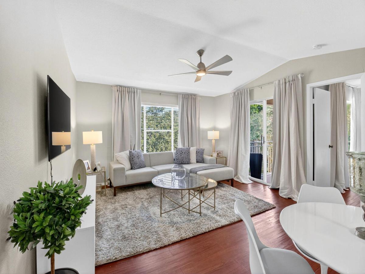 MLS #RX-11142719 image #0