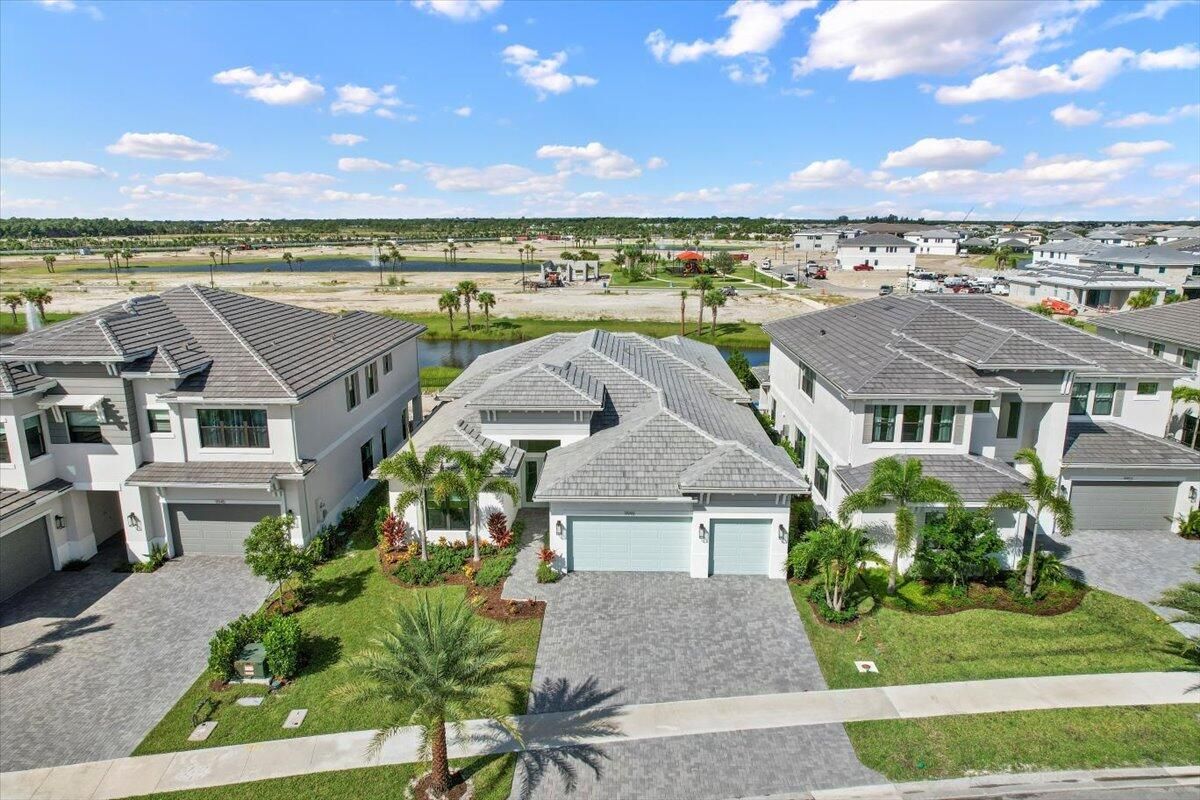 MLS #RX-11142727 image #0